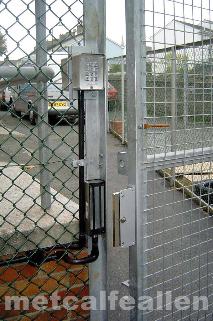 Access (2)